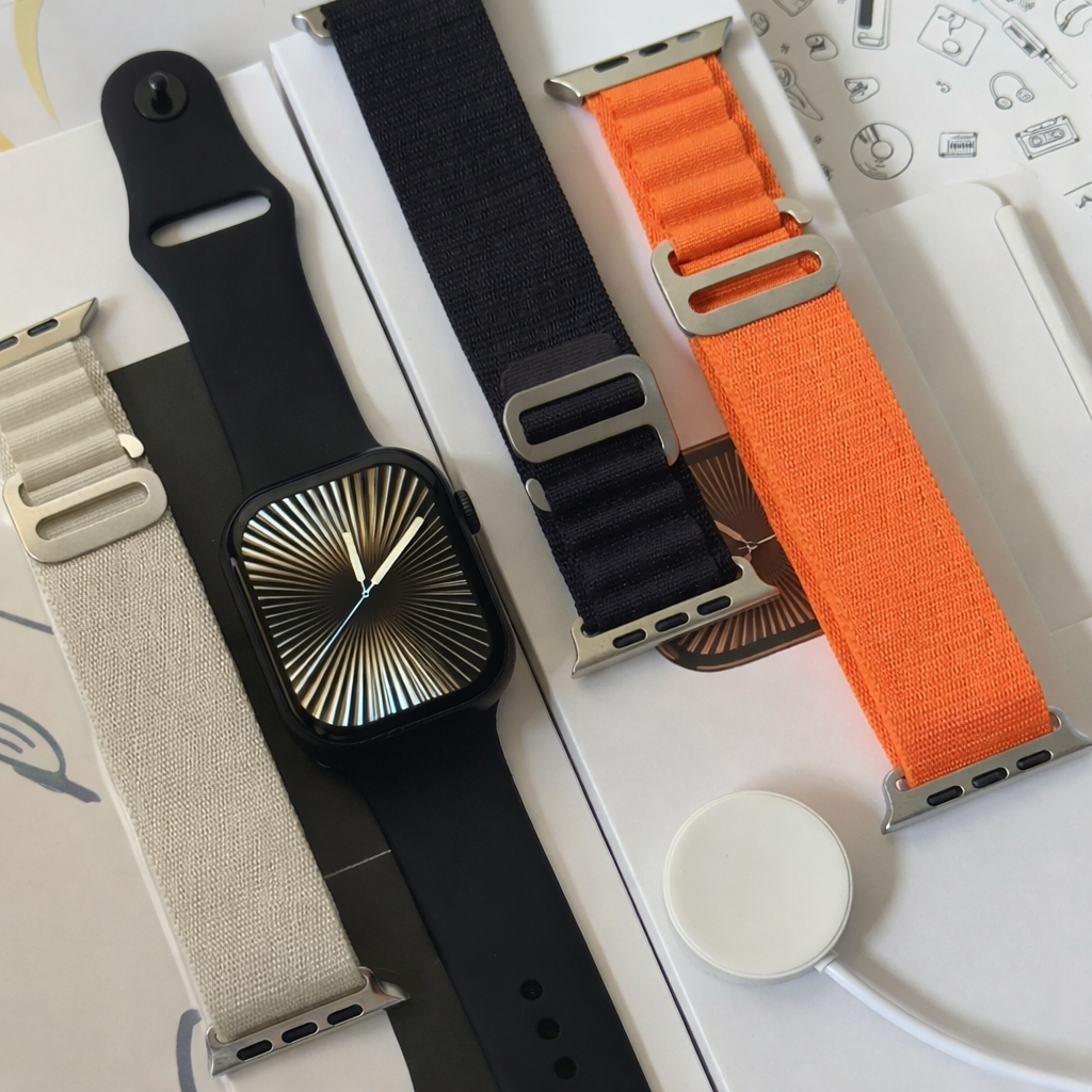 LoudFox Series 10 Edge - ON/OFF Logo (Black)