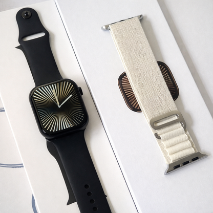 LoudFox Series 10 Edge - ON/OFF Logo (Black)